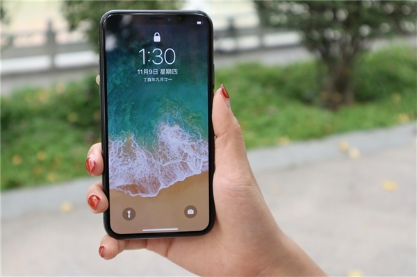 iPhonex空间小尾巴带数字怎么玩 QQ空间来自iPhonex装逼玩法