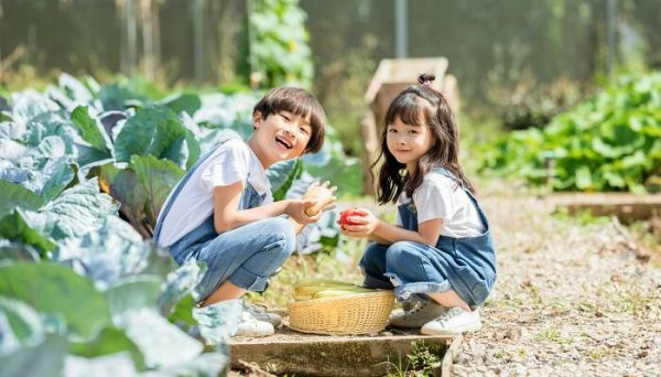 带孩子出去玩的心情发朋友圈 带孩子出去玩的心情发朋友圈文案